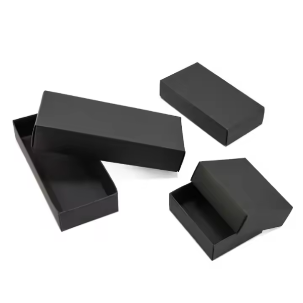 Black Kraft Gift Box with Lid Featuring a Simple, Borderless Base 